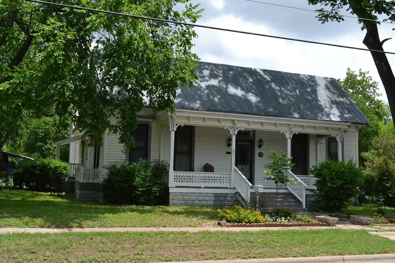 Waugh House, Bastrop, Texas