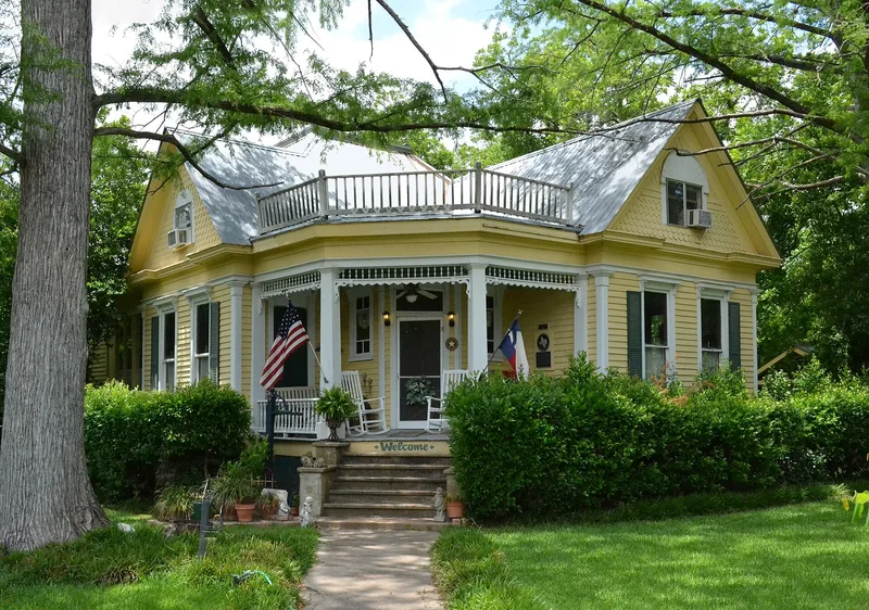 Phieffer House, Bastrop, Texas