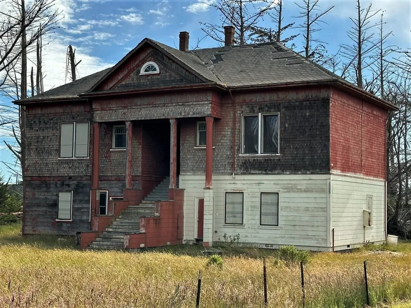 Manchester Schoolhouse, Manchester, California