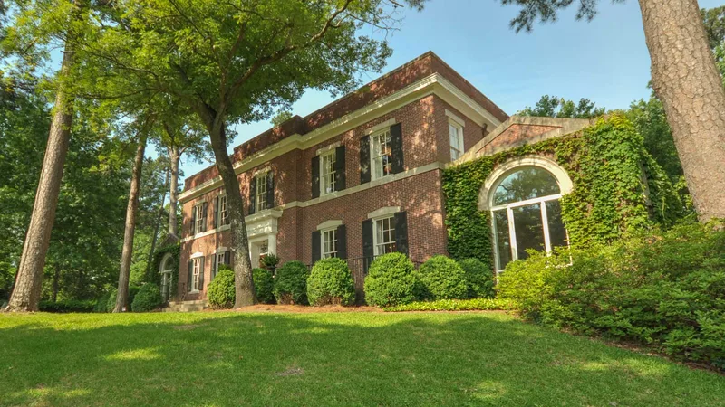 Dismukes, Robert E., Sr., House, Columbus, Georgia