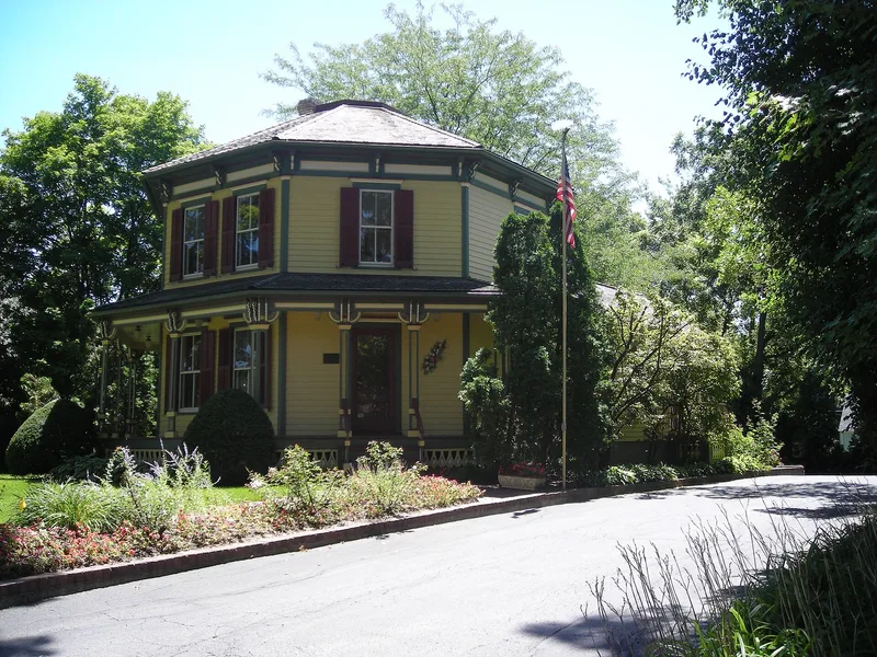 Octagon House, Barrington, Illinois