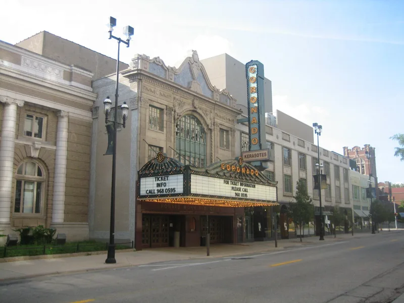 Coronado, Rockford, Illinois