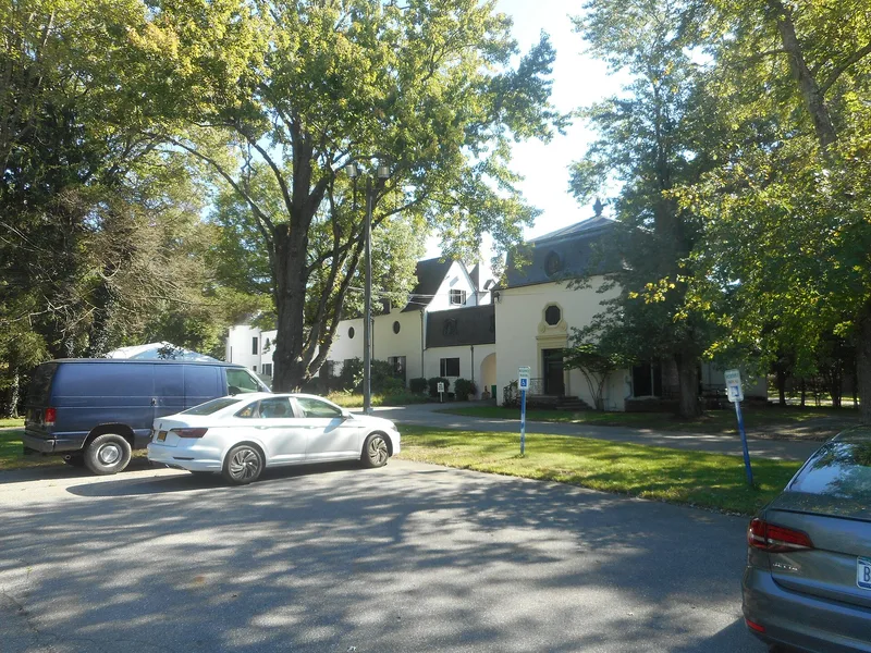 Moore, Benjamin, Estate, Muttontown, New York