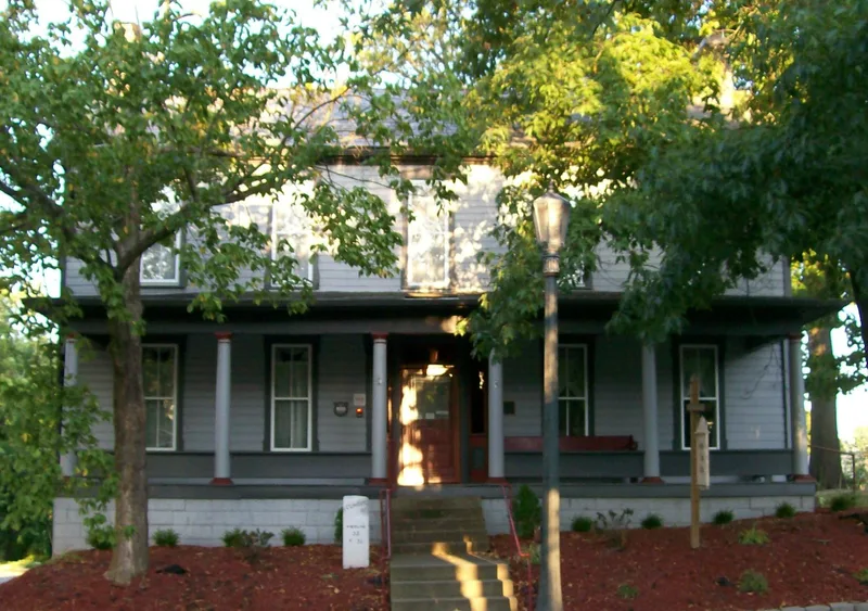 McCracken-McFarland House, Cambridge, Ohio