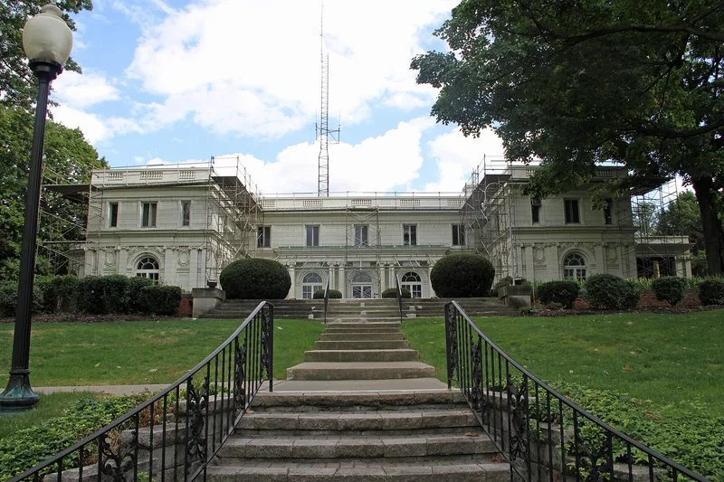 Coulby, Harry, Mansion, Wickliffe, Ohio