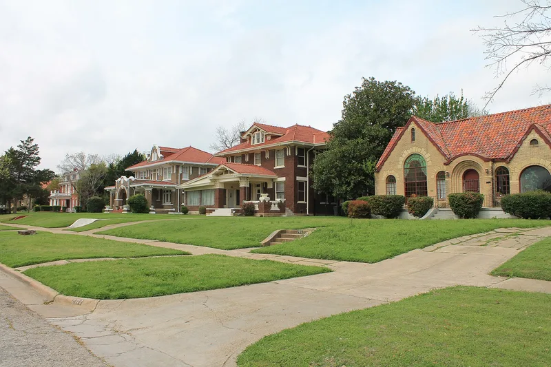 South Boulevard-Park Row Historic District, Texas