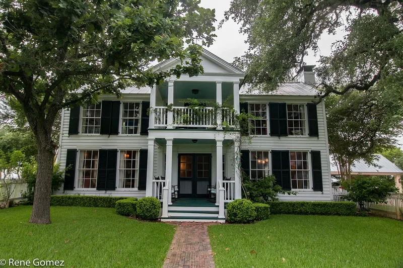 Gantt-Jones House, Burton, Texas