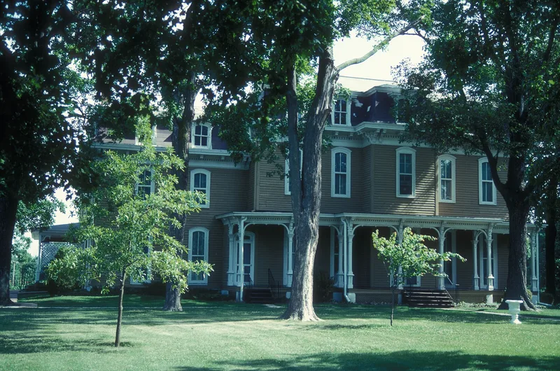 Moore, C. H., House, Clinton, Illinois
