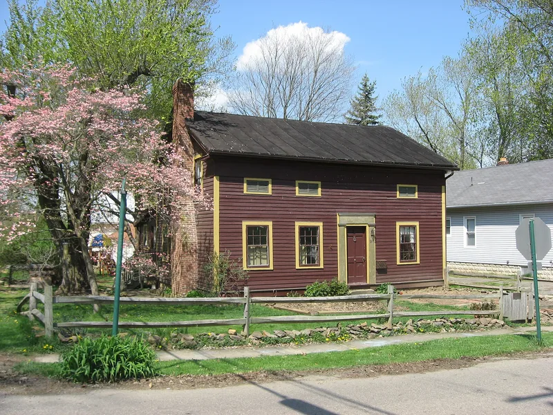 Early Greek Revival Cottage, Fredericktown, Ohio