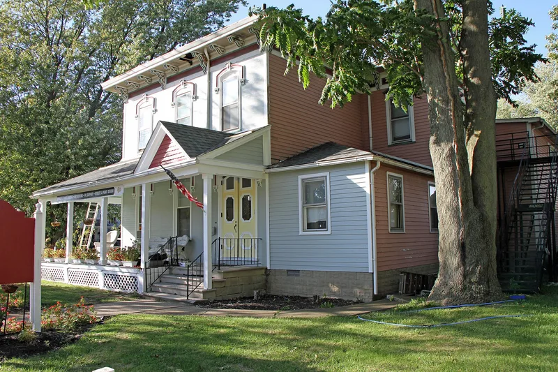 Pelton, Old, Hotel, Vermilion, Ohio