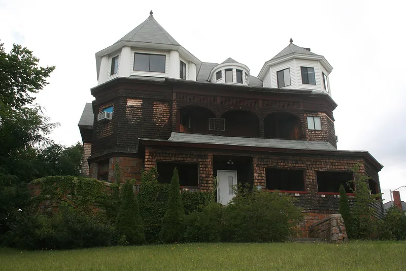 Moore, Jesse, House, Worcester, Massachusetts