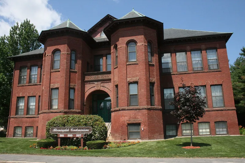 Bloomingdale School, Worcester, Massachusetts
