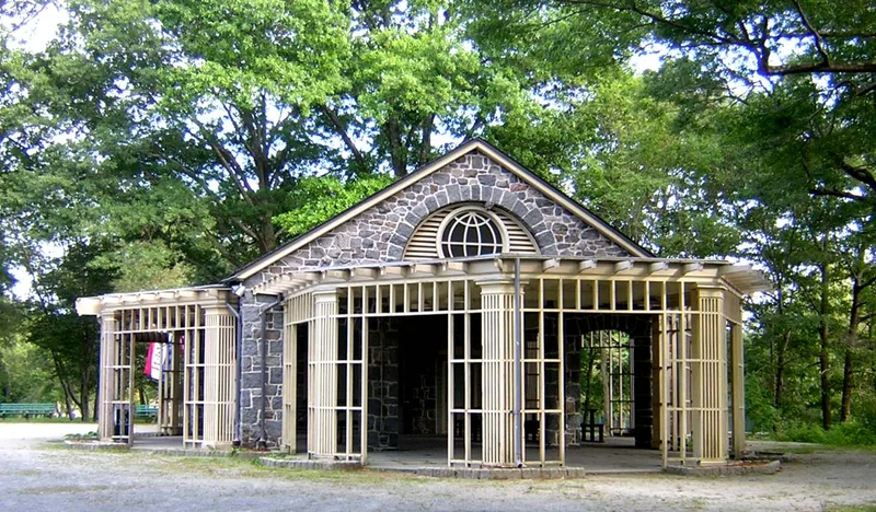 Refreshment Pavillion, Milton, Massachusetts