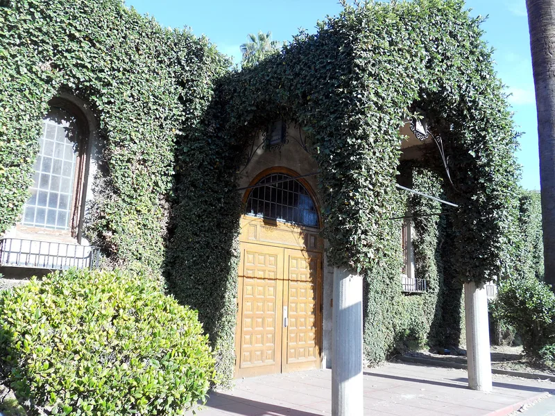 Simon's, M. H., Undertaking Chapel, Riverside, California