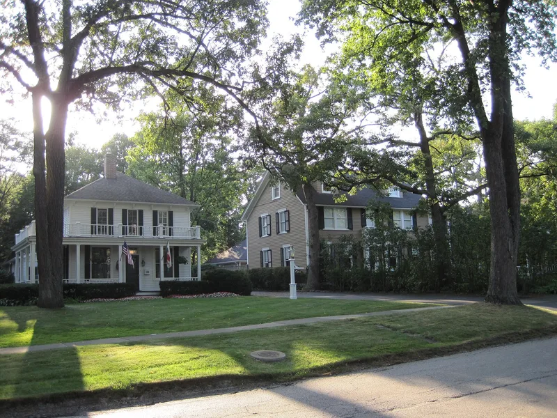 Vine-Oakwood-Green Bay Road Historic District, Lake Forest, Illinois