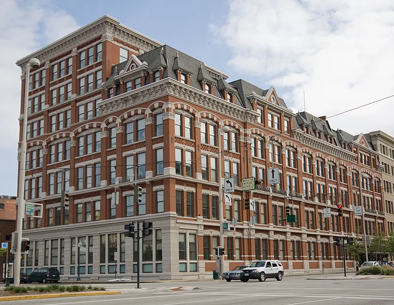 Alms and Doepke Dry Goods Company, Cincinnati, Ohio