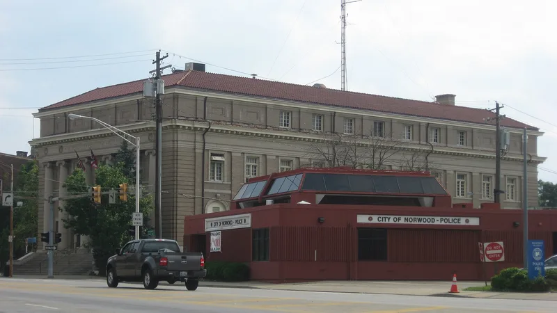 Norwood Municipal Building, Norwood, Ohio