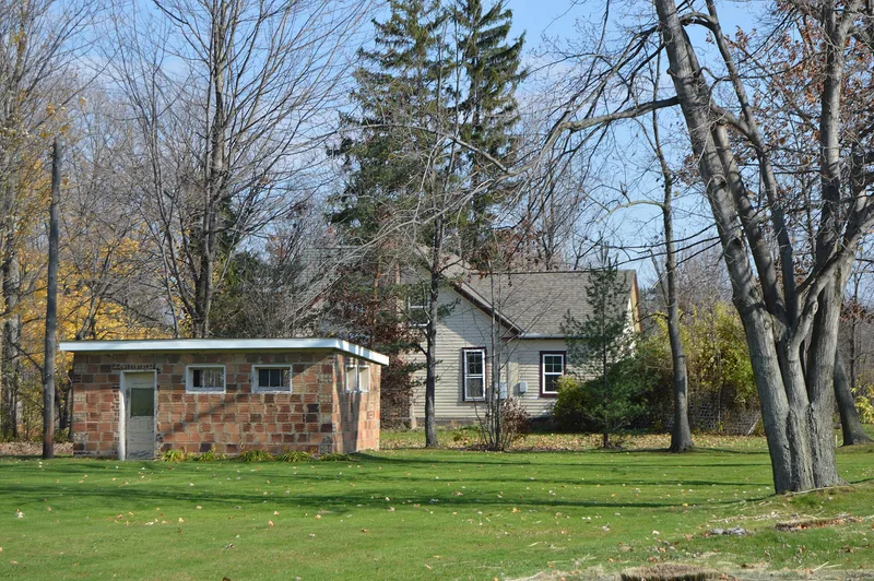 Kellogg, John, House and Barn, Madison, Ohio