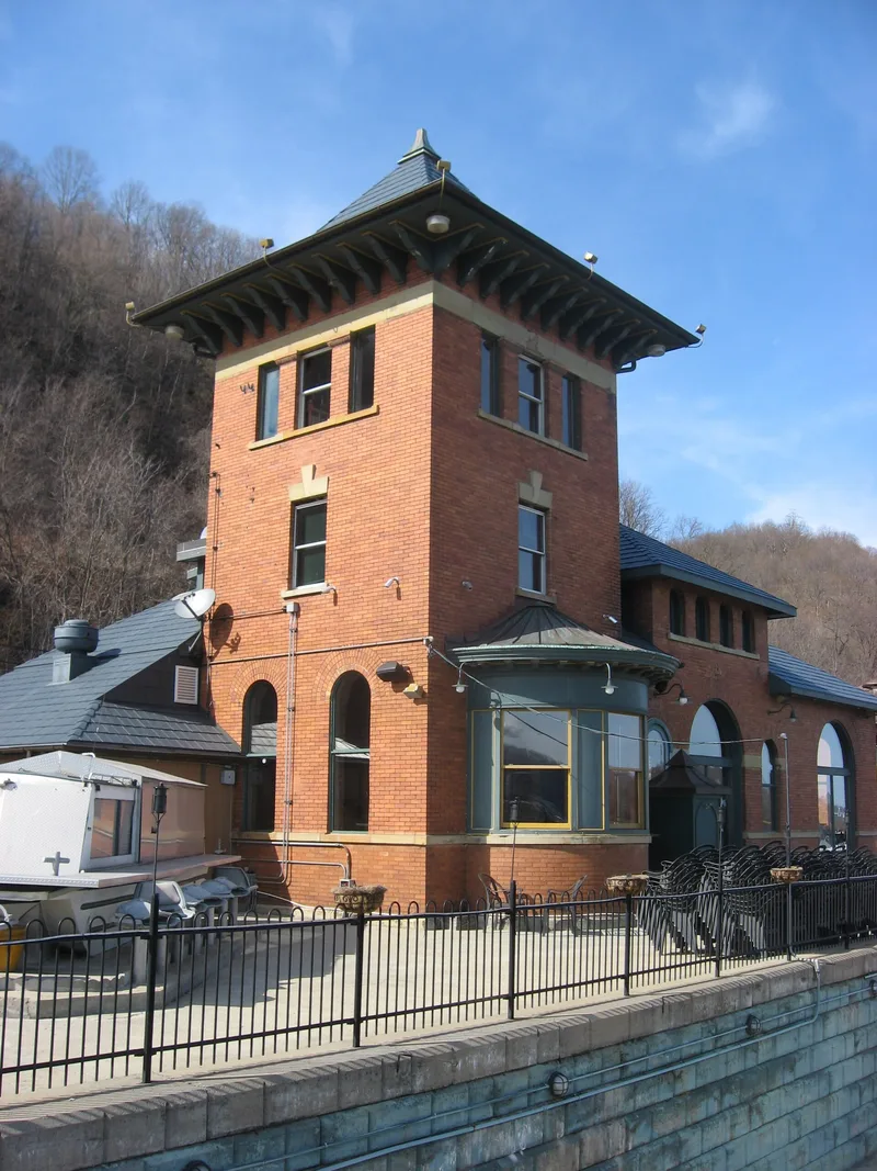 Merrill Lock No. 6, Midland, Pennsylvania