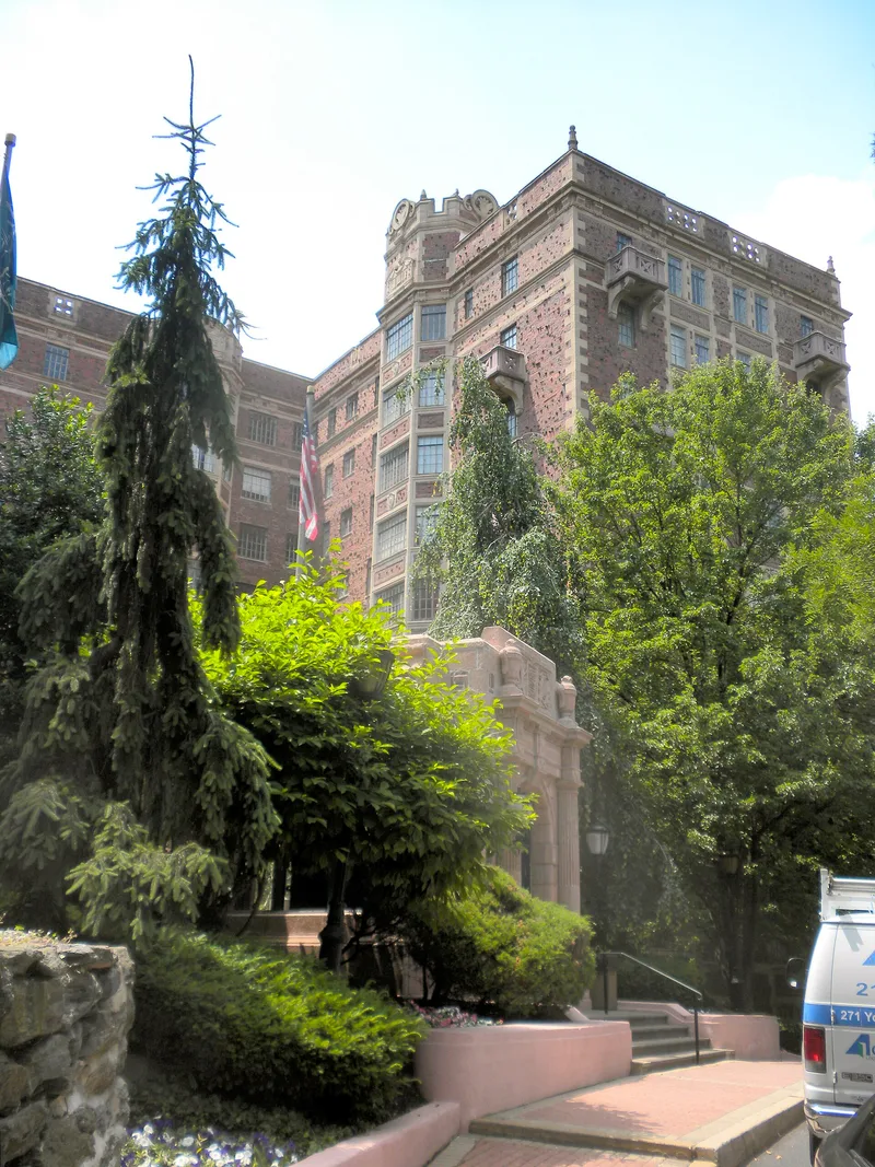 Alden Park Manor, Philadelphia, Pennsylvania