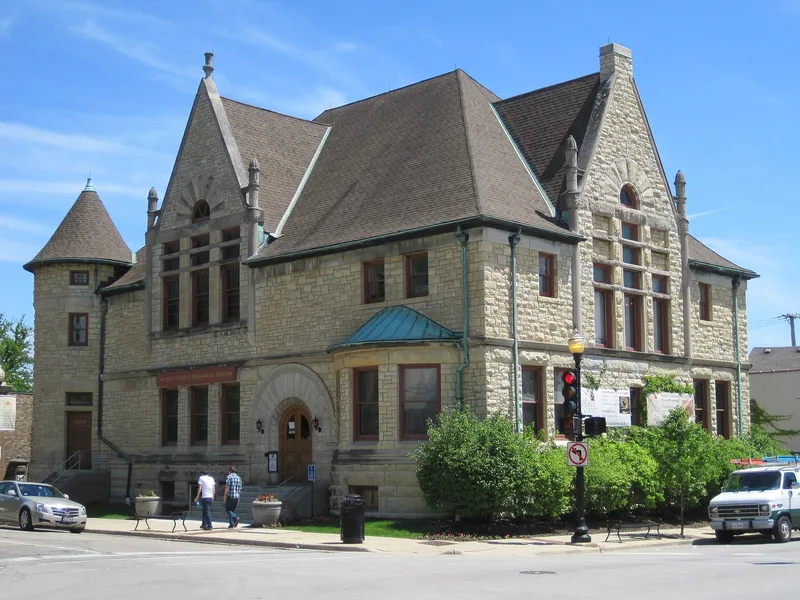 Adams Memorial Library, Wheaton, Illinois