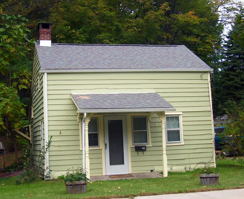 Hustis House, Nelsonville, New York