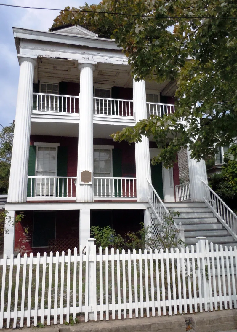 Houses at 364 and 390 Van Duzer Street, New York, New York