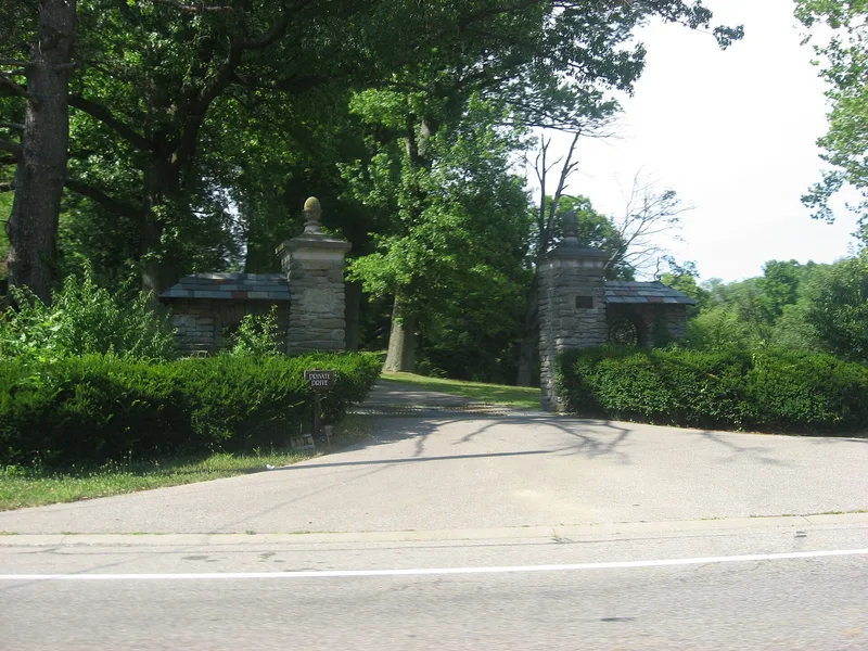 Pine Meer, Cincinnati, Ohio