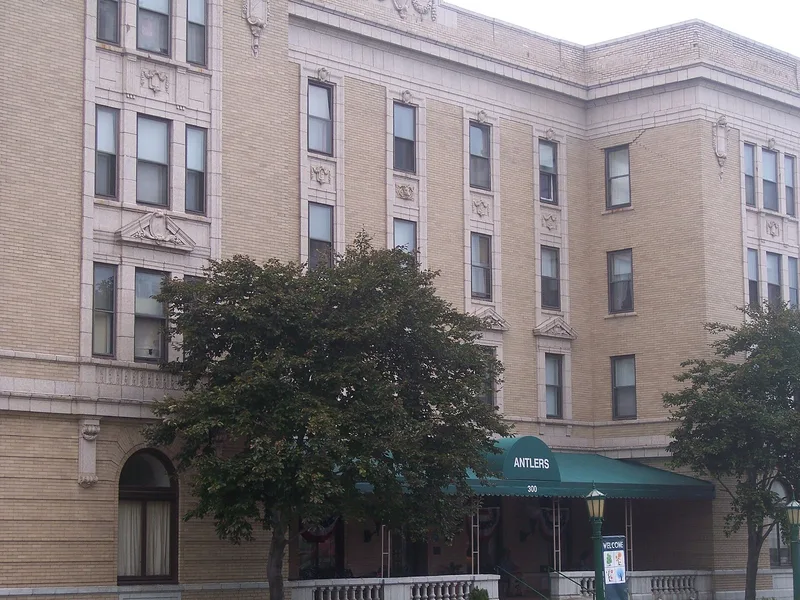 Antlers Hotel, Lorain, Ohio