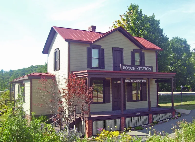 Boyce Station, Upper St. Clair, Pennsylvania