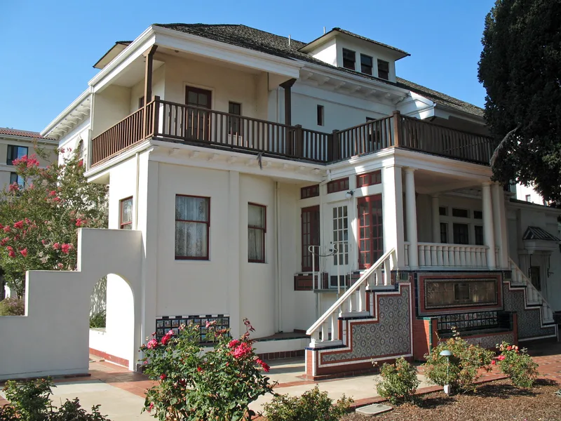 Casa Peralta, San Leandro, California