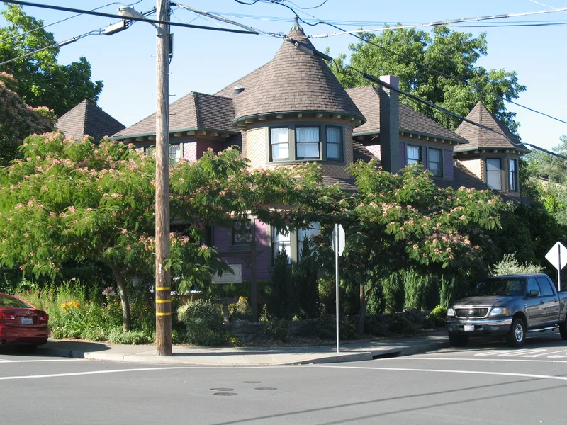 Pinschower, Simon, House, Cloverdale, California