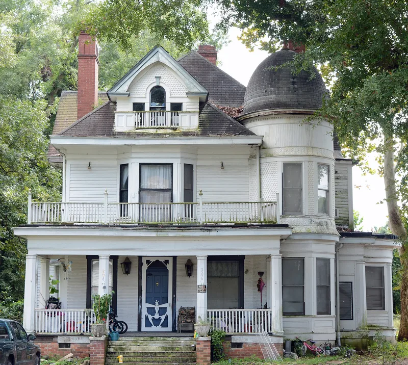 Pope, Lonnie A., House, Douglas, Georgia