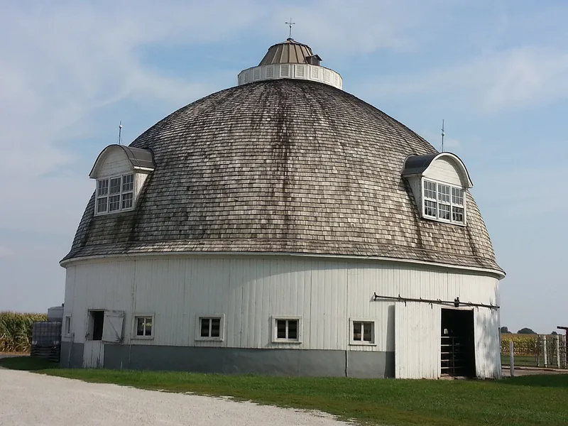 Schultz, Raymond, Round Barn, Pontiac, Illinois