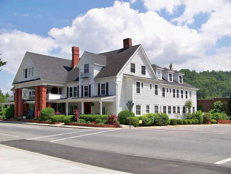 Nu-Wray Inn, Burnsville, North Carolina