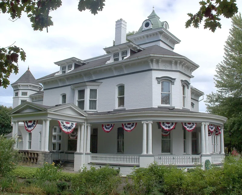 Reeves, Jeremiah, House and Carriage House, Dover, Ohio