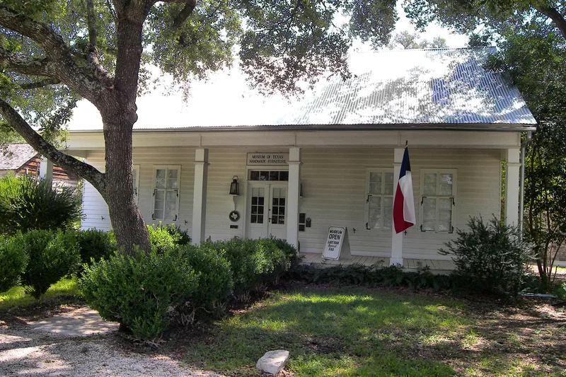 Breustedt, Andreas, House, New Braunfels, Texas
