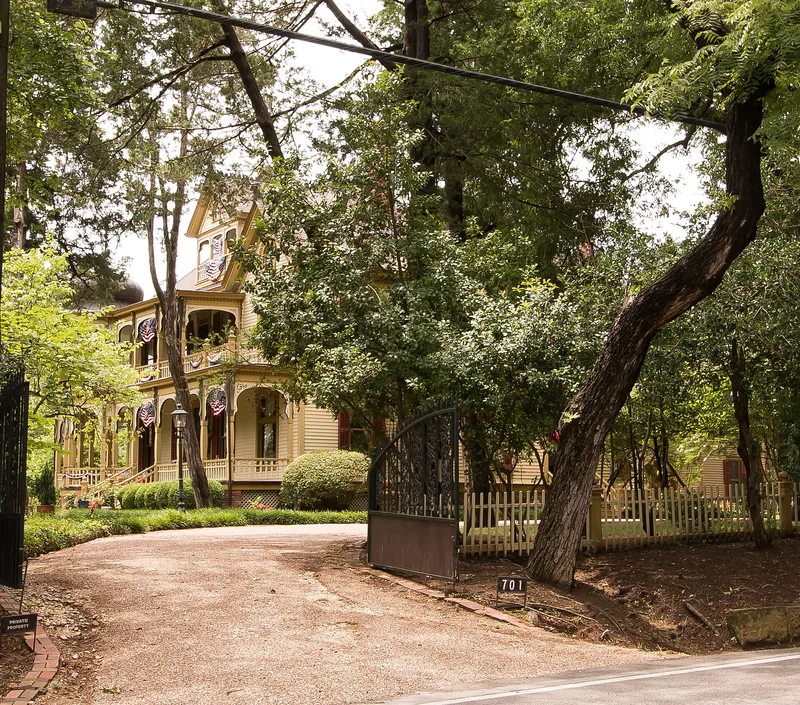 Rosemont House, Waxahachie, Texas