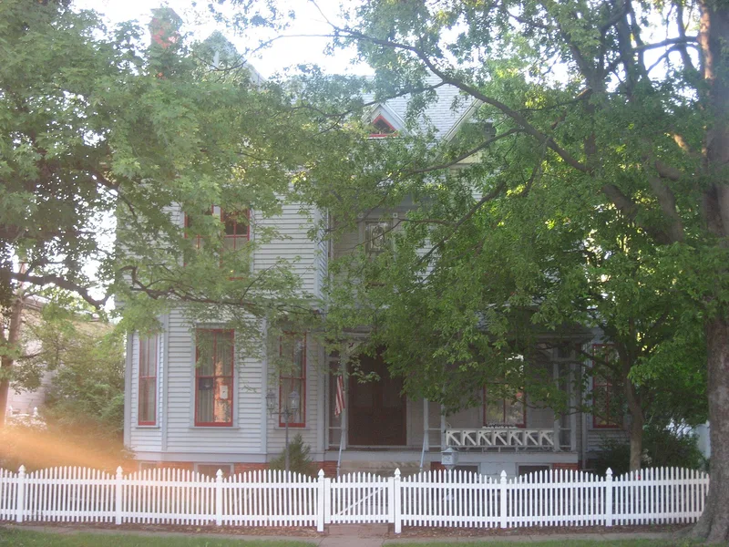 Shriver House, Flora, Illinois