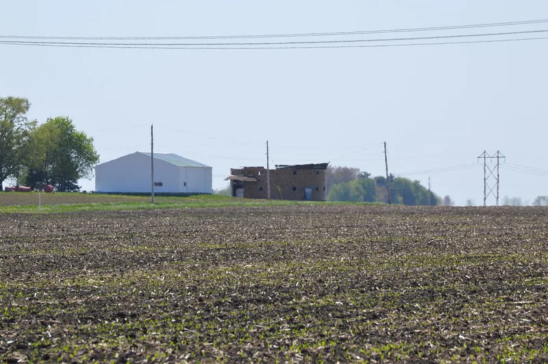 Buckles, Robert, Barn, Mount Pulaski, Illinois