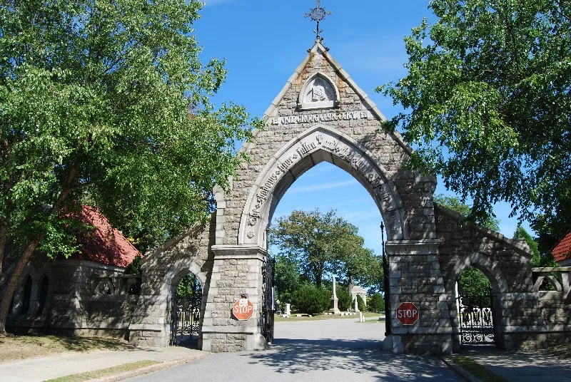 Oak Grove Cemetery, Fall River, Massachusetts