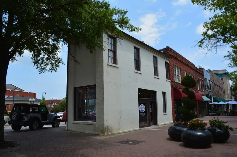 Fayetteville Mutual Insurance Company Building, Fayetteville, North Carolina