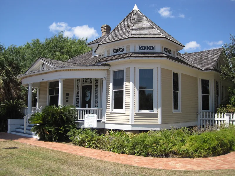 Lichtenstein, S. Julius, House, Corpus Christi, Texas