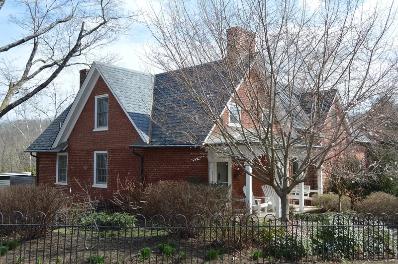 Piereus Store, Charlottesville (Independent City), Virginia
