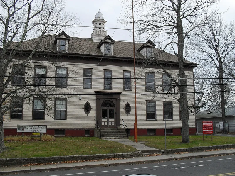 North Uxbridge School, Uxbridge, Massachusetts