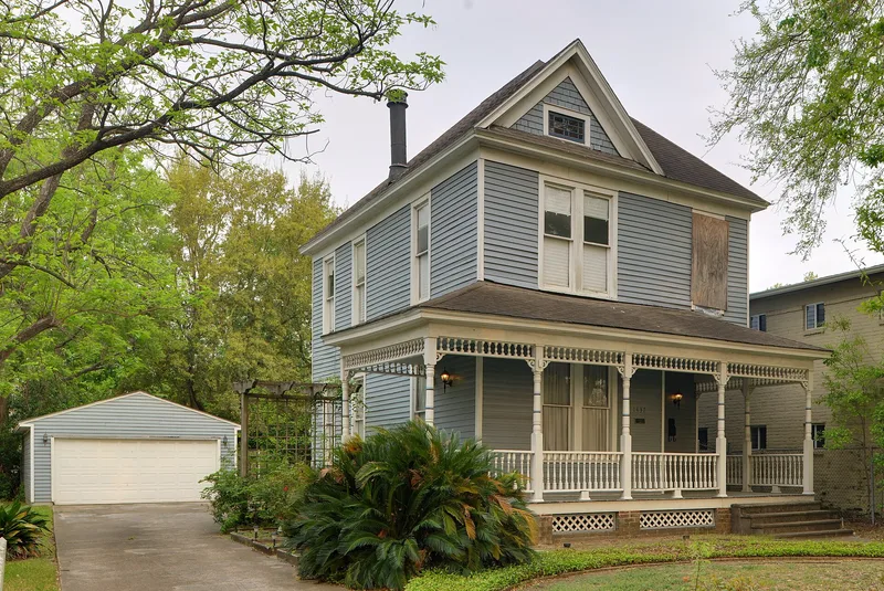 House at 1437 Heights Boulevard, Houston, Texas
