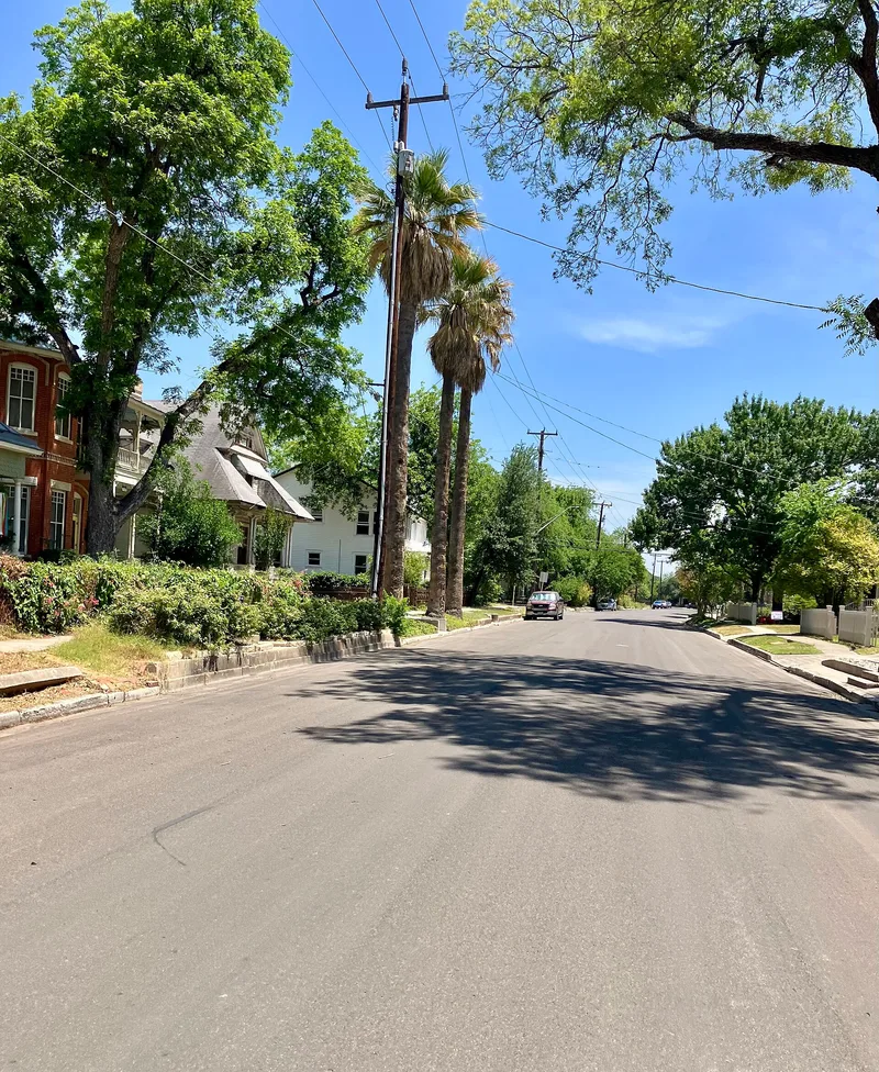 South Alamo Street-South Mary's Street Historic District, Texas