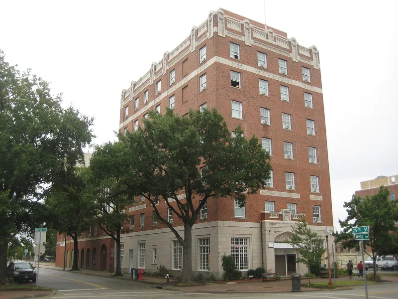 Hotel Warwick, Newport News (Independent City), Virginia