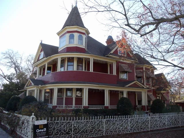 Strickland-Sawyer House, Waxahachie, Texas