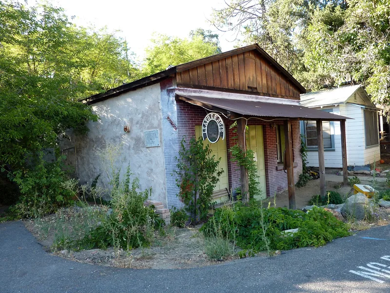 Choy, Sam, Brick Store, Angels Camp, California